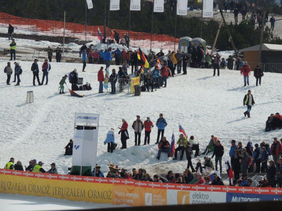 Planica ekipa prve pomoči 20.3.2015 - foto povečava