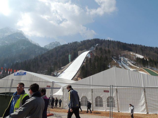 Planica ekipa prve pomoči 20.3.2015 - foto