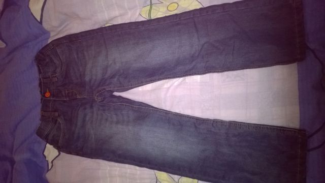 Poslozenw jeans hlace 134 10€