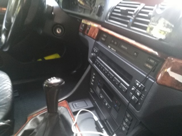 BMW E39 528i + LPG - foto
