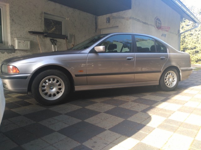 BMW E39 528i + LPG - foto