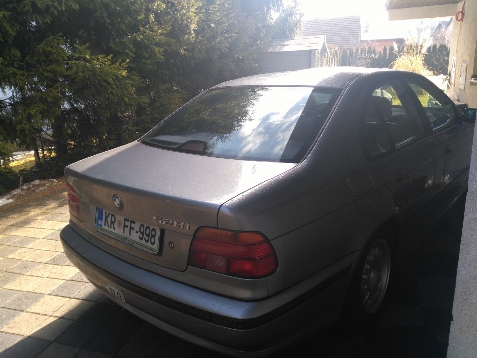 BMW E39 528i + LPG - foto povečava