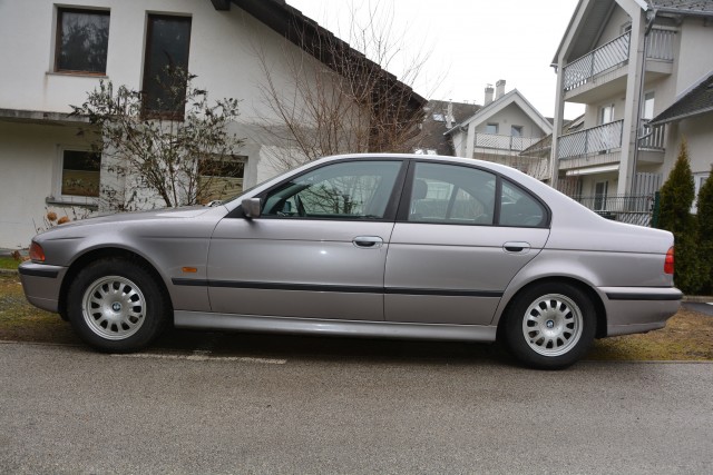 BMW E39 528i + LPG - foto