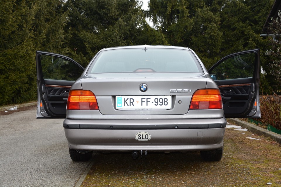 BMW E39 528i + LPG - foto povečava