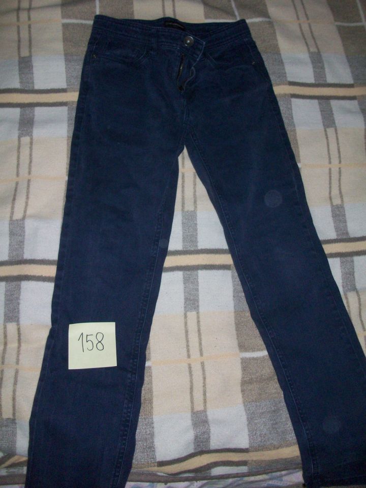 f. hlače, malo nošene, št. 158, ožji model, 4€