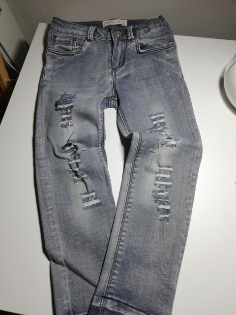Zara sive jeans