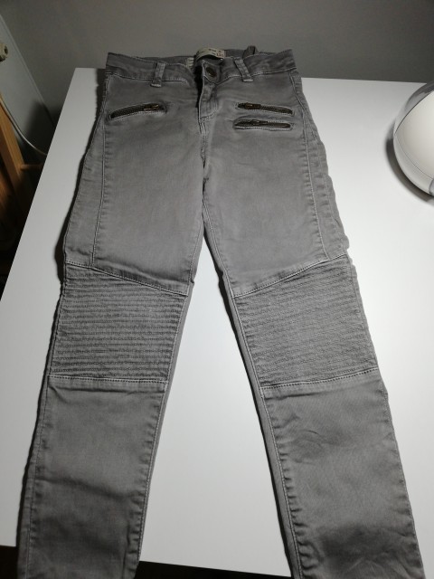 Zara sive jeans