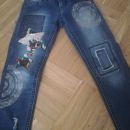 Desigual jeans enkrat udaril oblečene