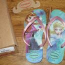 Japonke Havaianas Frozen (Ice Blue) 29/30 + šiltka, cena kpl 35 eur