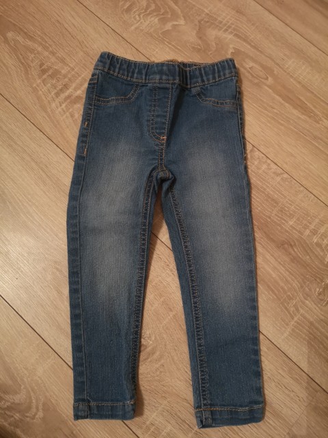 Jeans legice 92, 3€