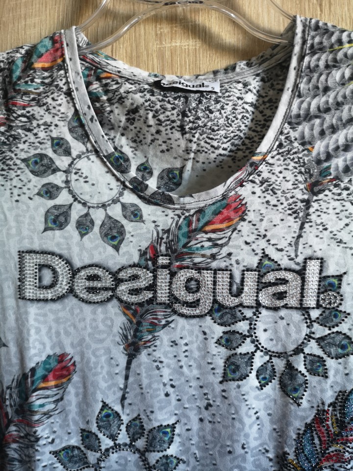 Desigual majica S, 10€