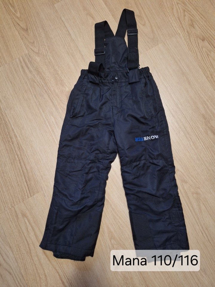 Smučarske hlače 110-116, 5€