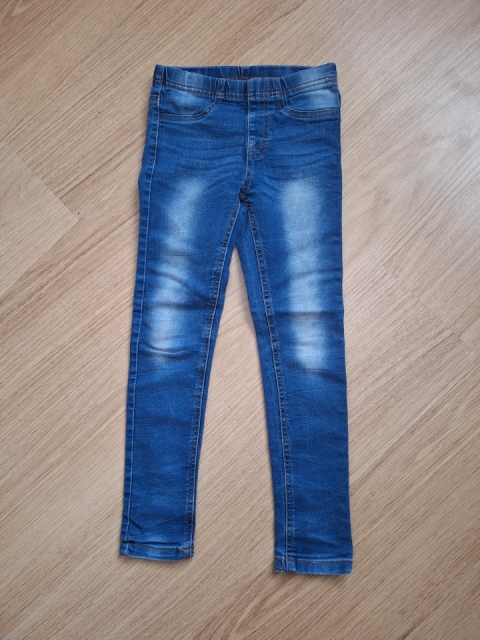 Jeans hlače 134