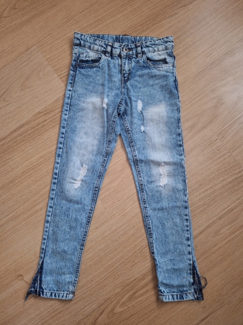 Jeans hlače 134