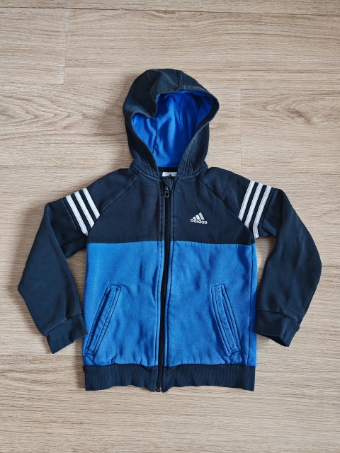 Jopa Adidas 128, 6€