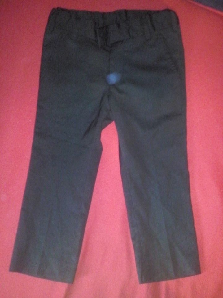 h&m elegantne hlače, slaba slika zaradi slabšega fotoaparata, št. 98, 2€