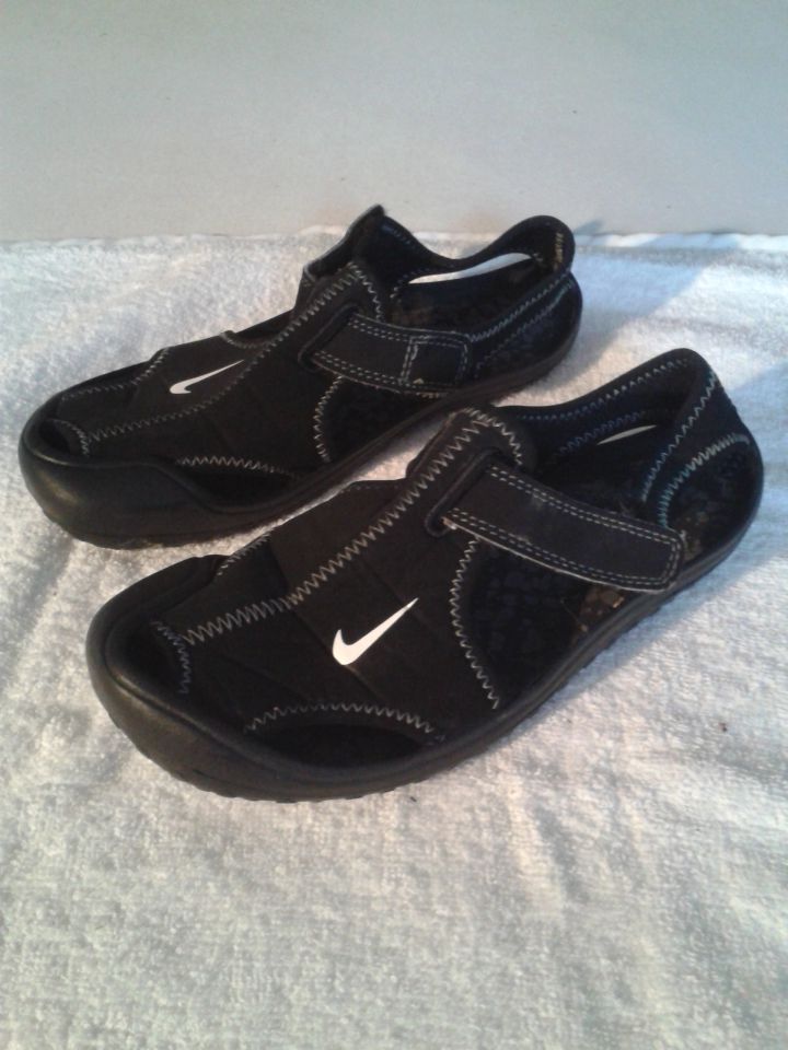 nike sandali