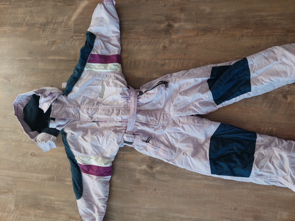 Kombinezon - foto povečava