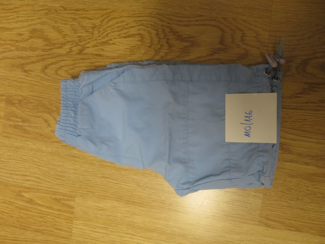Kratke hlače svetlo modre, št. 110-116, cena 2€