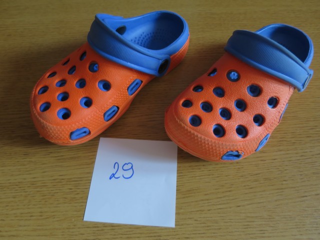 Zelo malo rabljeni -kopija crocs, zelo mehki št. 29 cena 3€