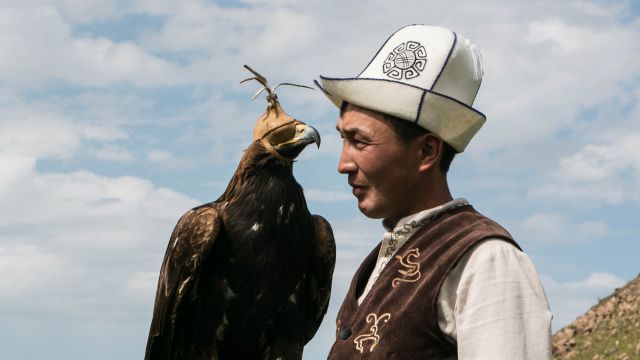 2016 KIRGIZIJA - Lov z orli - foto