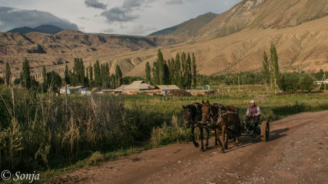 2016 kirgizija - nomadske igre - foto