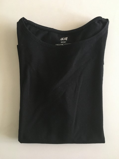 Črna majica, 122-128, h&m, 2,50€