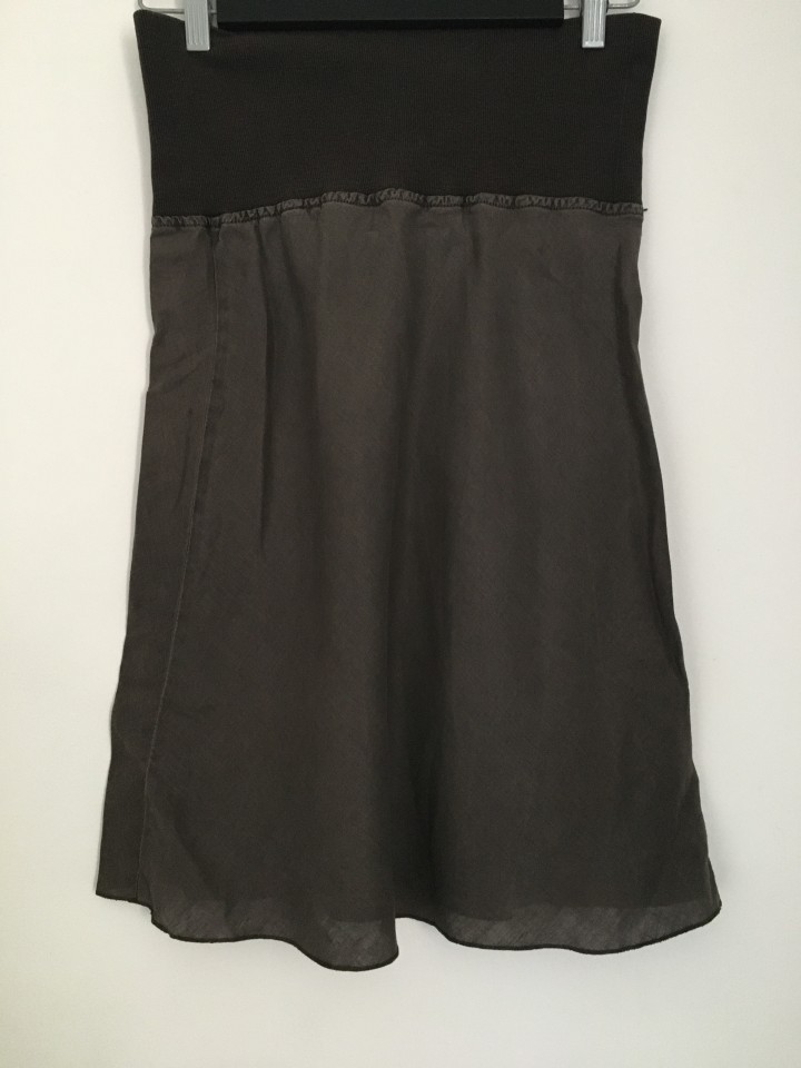 Rjavo krilo, S, 4€