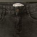 Jeans hlače, manjša 34, 5€