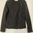 Posebna jakna, OVS, 140, 10€