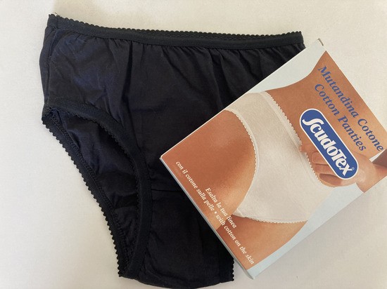 NOVE spodnje hlačke XS, ScudoTex, 4€