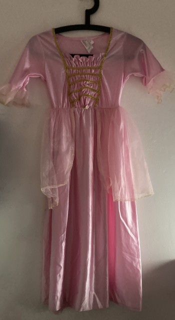 Princeska, 8-10let, 8€