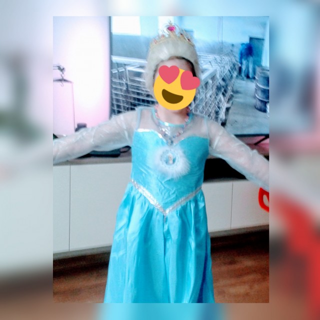 Elsa kostum  - foto
