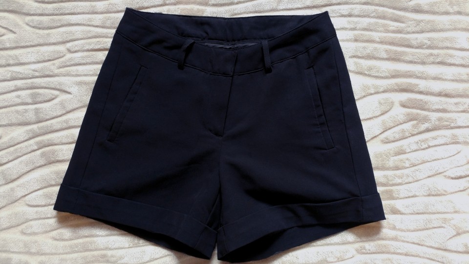 Kratke črne hlače, XS (34)