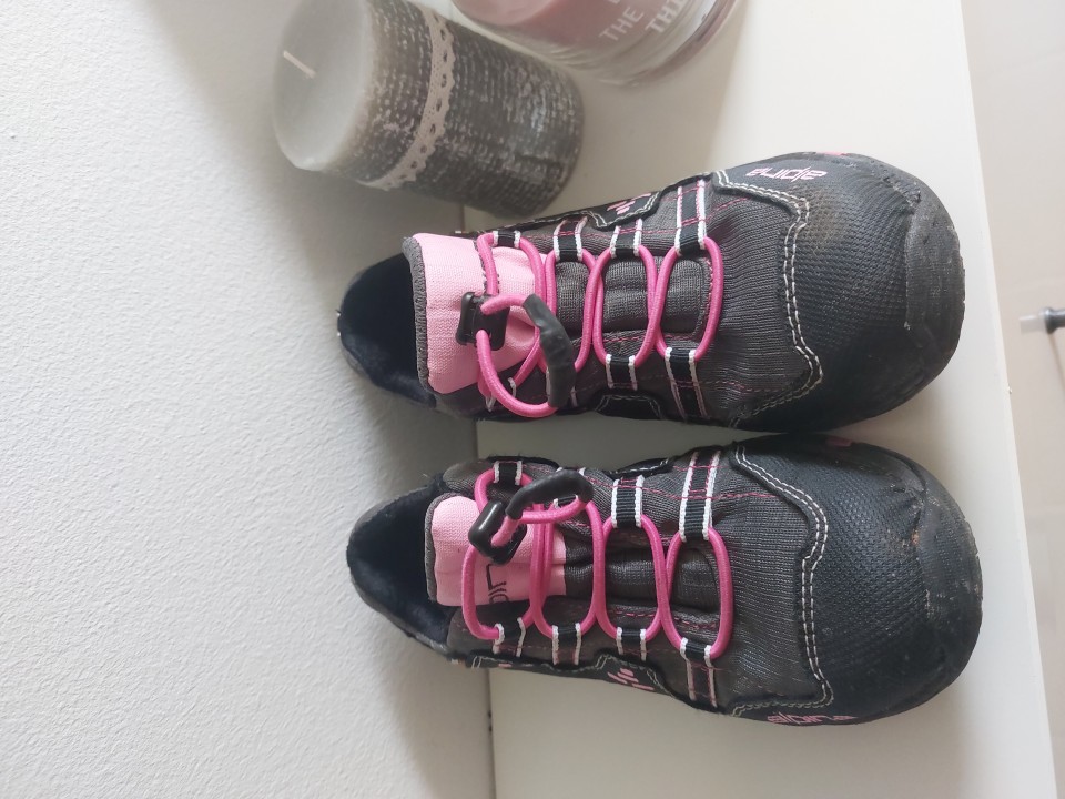 Pohodni čevlji dekliški alpina št 30 - foto povečava