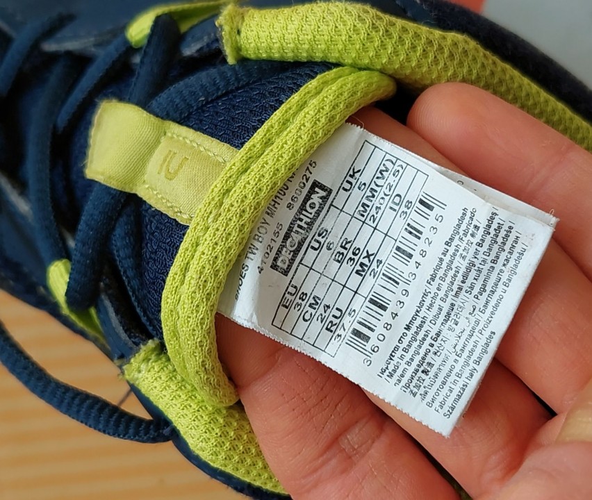 Fantovski pohodni čevlji št. 38 5€ - foto povečava