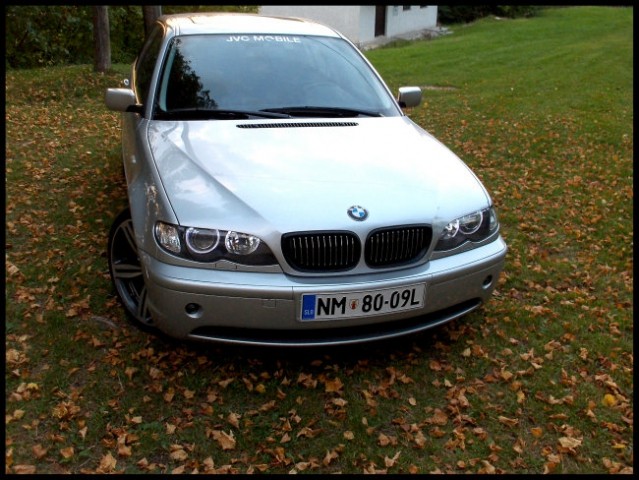 BMW320 - foto