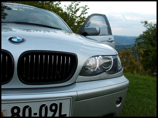 BMW320 - foto povečava