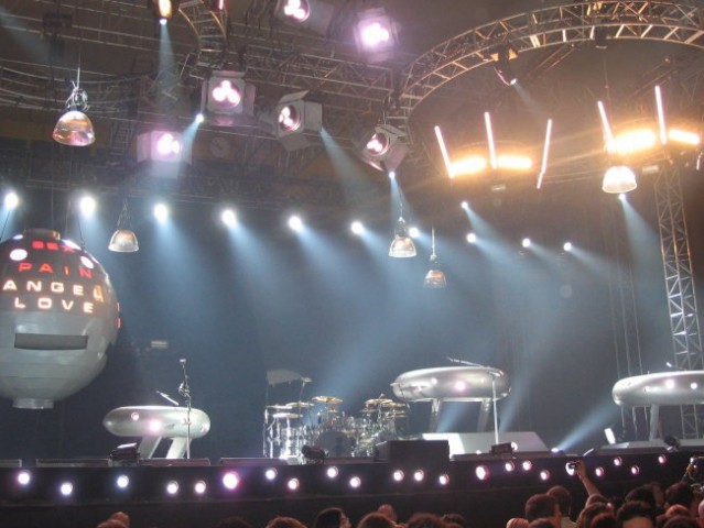 Depeche mode - Zagreb 22.3.2006 - foto