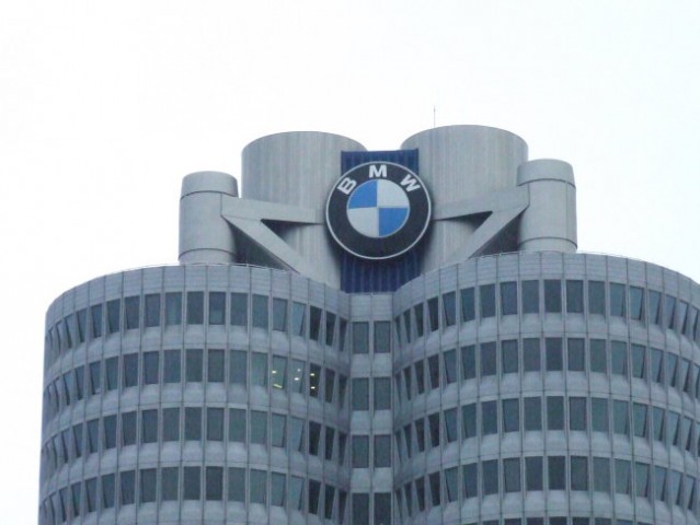 BMW  Welt - foto