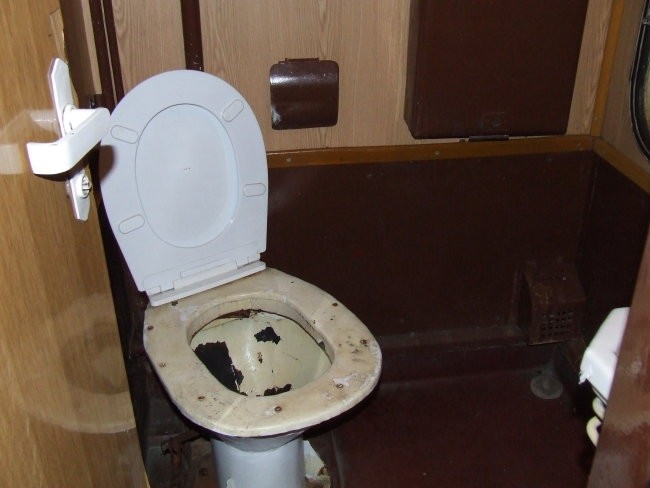 WC na vlaku - spalnik Budimpešta-Bukarešta
