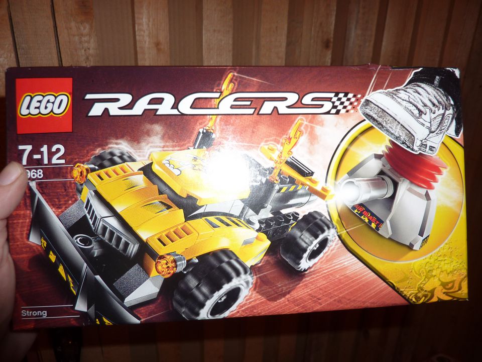 Lego kocke nove RACERS - 10 eur