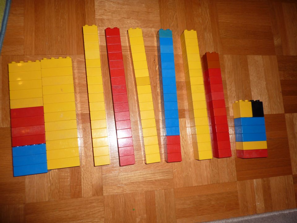Lego kocke duplo - vsak stolpec 3 eur - jutra - 5 stolpcev