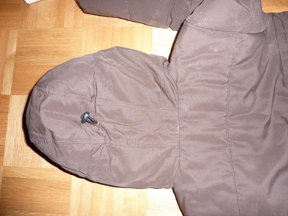 Benetton bunda 120 - 6 let, 30 eur