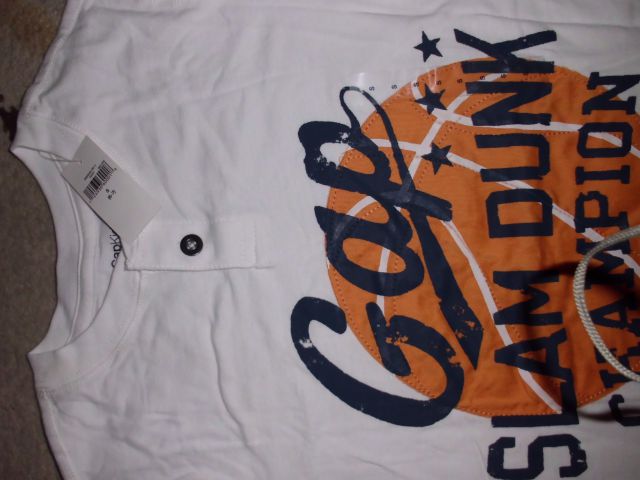 GAP nova majčka št. 122, 20 eur
