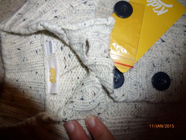 122 - 128 pulover - novi, 10 eur