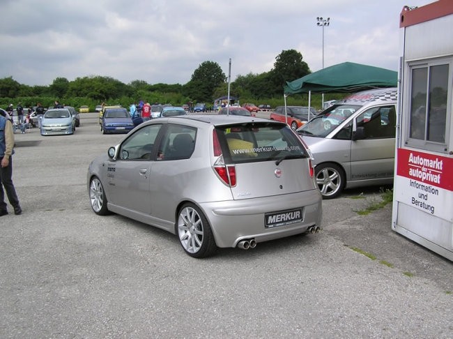 Tuning Cars - foto povečava