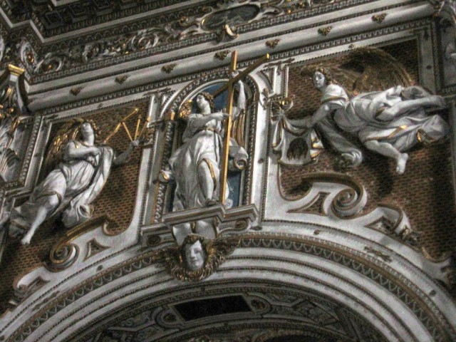 Notranjost v santa maria maggiore