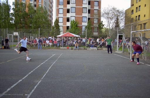 Nogometni turnir stanovalcev ŠD 11.5.2006 - foto