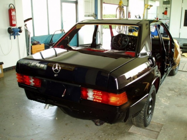 Mercedes 190 Popravilo - foto
